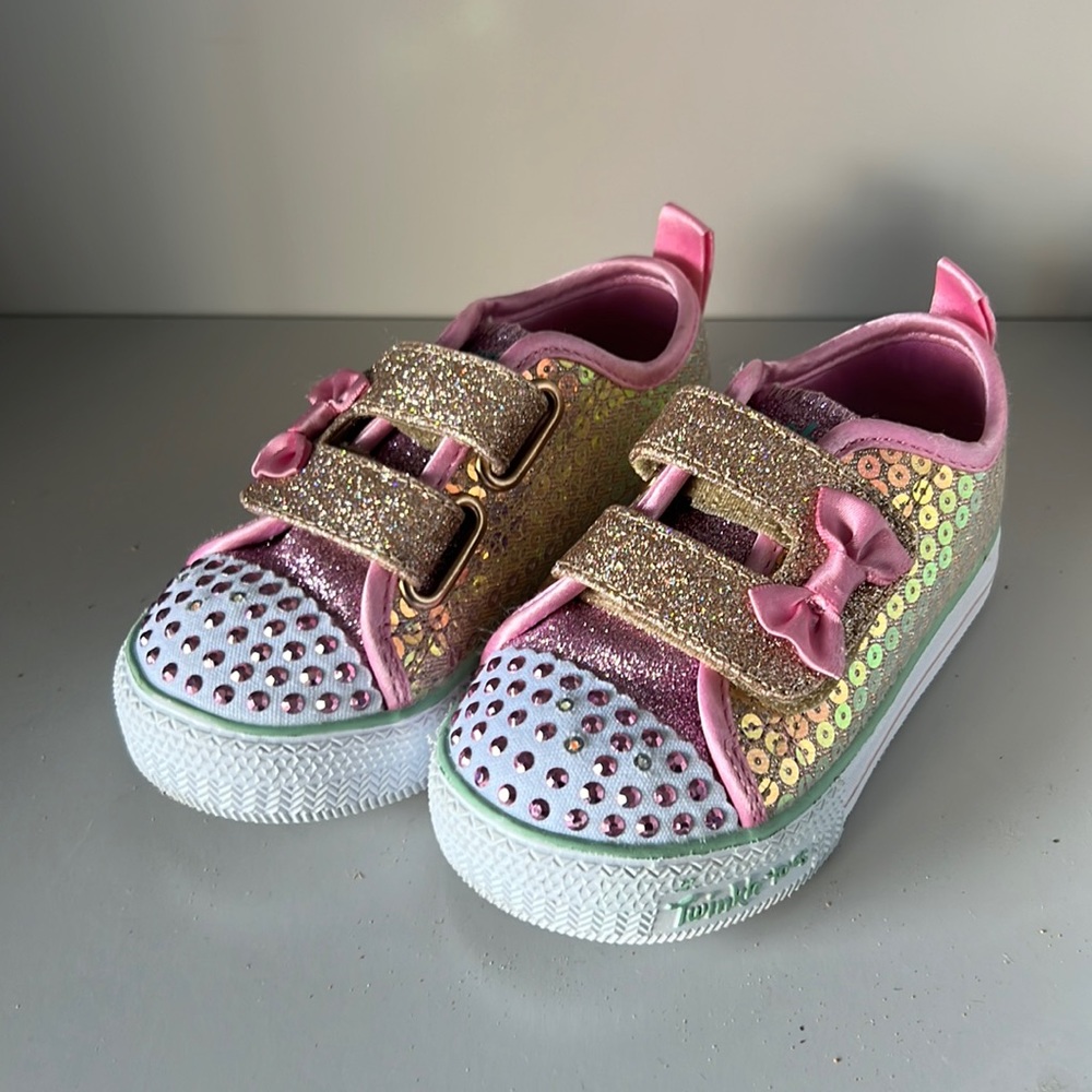 EUC Shuffle Lite-Mini Mermaid Sneaker Twinkle Toes Light Up Shoes size 7
